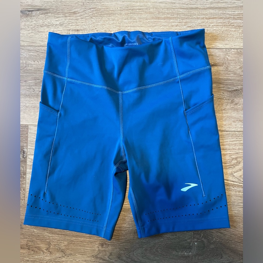 Brooks Running Method 8" Short Tight